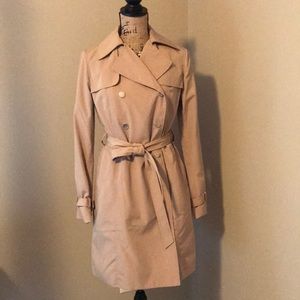 New York & Co. trench coat 🧥 🌂